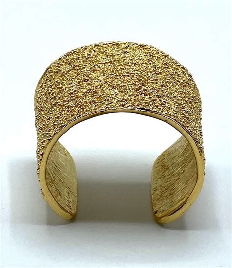 anillo yves saint laurent|CUFFS AND BRACELETS .